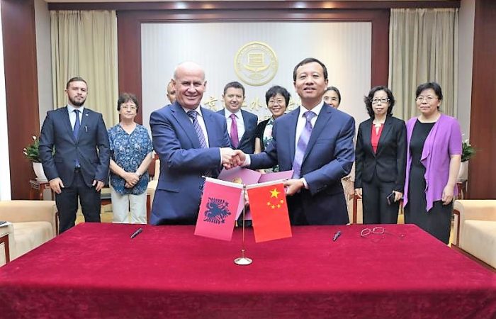 UT Rector Official Visit to Beijing, Student Support in Both Countries