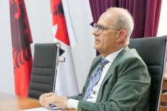 P1000935