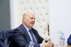 P1001527