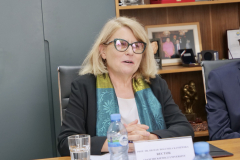 P1000642