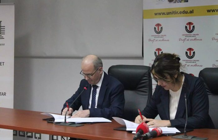 Nënshkrimi i marrëveshjes së Bashkëpunimit midis Autoritetit për Informim mbi Dokumentet e ish Sigurimit të Shtetit dhe Universitetit të Tiranës.