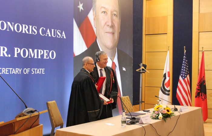 Z.Michael Pompeo, “Doctor Honoris Causa” i Universitetit të Tiranës