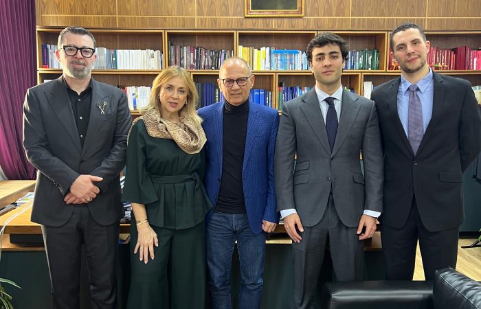 Universiteti i Tiranës mirëpriti në një takim zyrtar delegacionin e World Law Foundation, në kuadër të përgatitjeve për organizimin e World Law Congress 2027 në Tiranë – një nga ngjarjet më prestigjioze në fushën e drejtësisë globale.